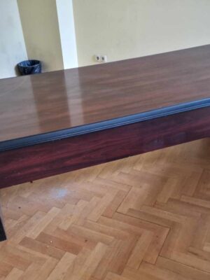 Biurko ciemnobrązowe